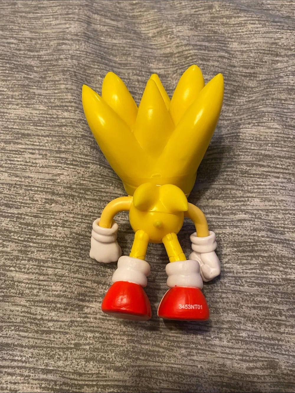 Sonic the Hedgehog Classic “Super Sonic” Figure Jazwares 3 Inch